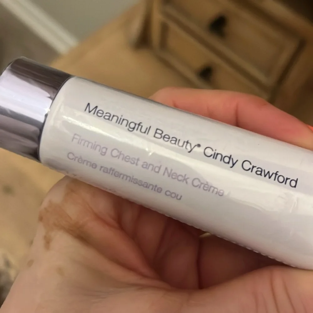 Meaningful Beauty Cindy Crawford Firming Chest & Neck Crème New 1.7 oz Tube